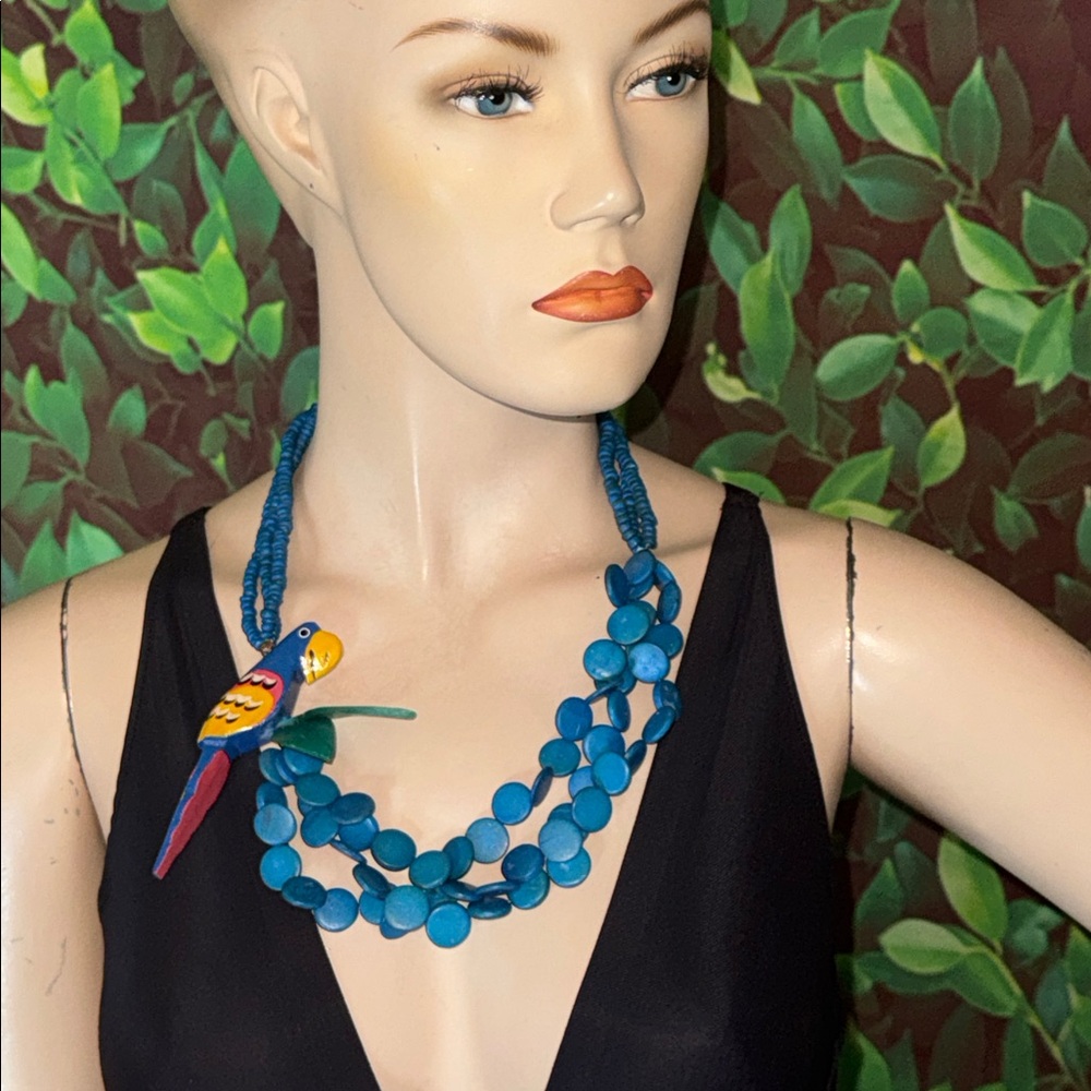 Vintage Parrot Wooden Beaded Necklace - Picture 12 of 12